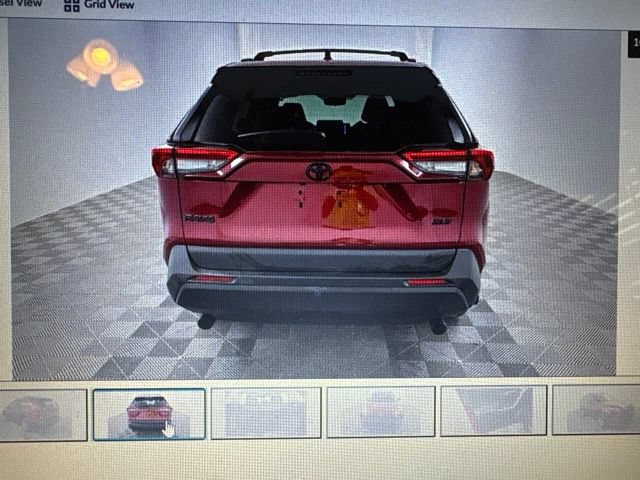 Used 2025 Toyota RAV4 XLE w/ Convenience Package FWD image 12