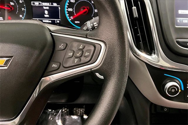 Used 2018 Chevrolet Equinox LS image 12