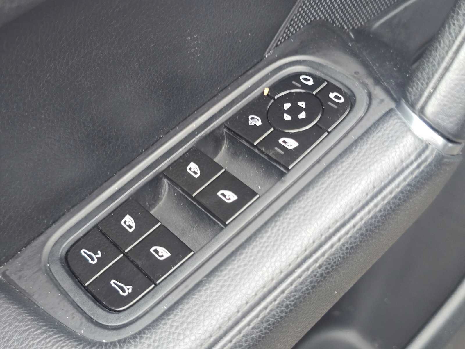 Used 2019 Porsche Cayenne AWD/4WD image 23