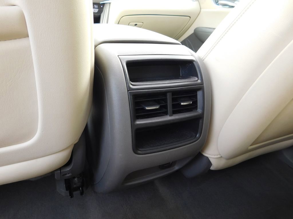 Used 2019 Cadillac XT5 Luxury image 15