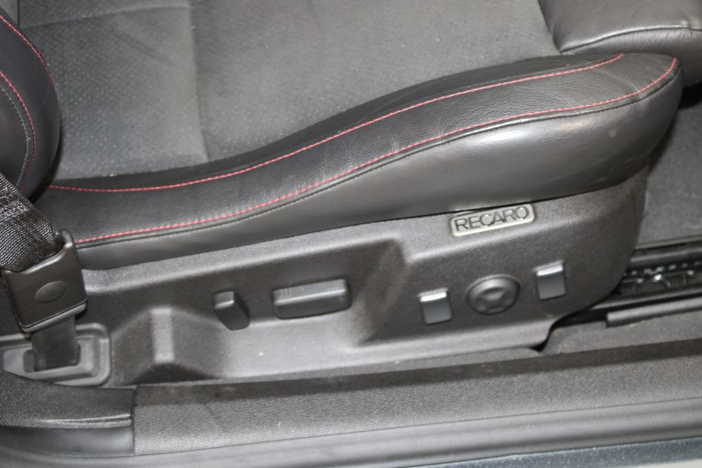Used 2015 Cadillac CTS V RWD image 24