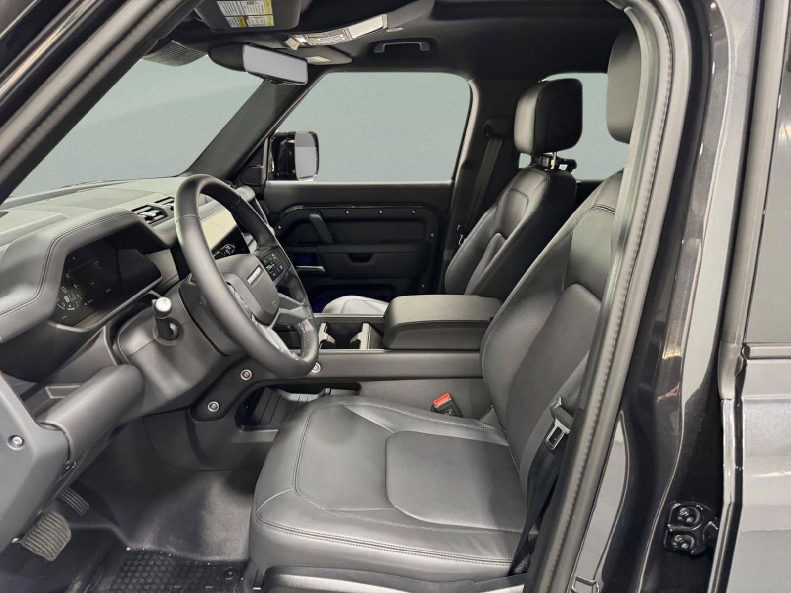 New 2026 Land Rover Defender 130 X-Dynamic SE image 26