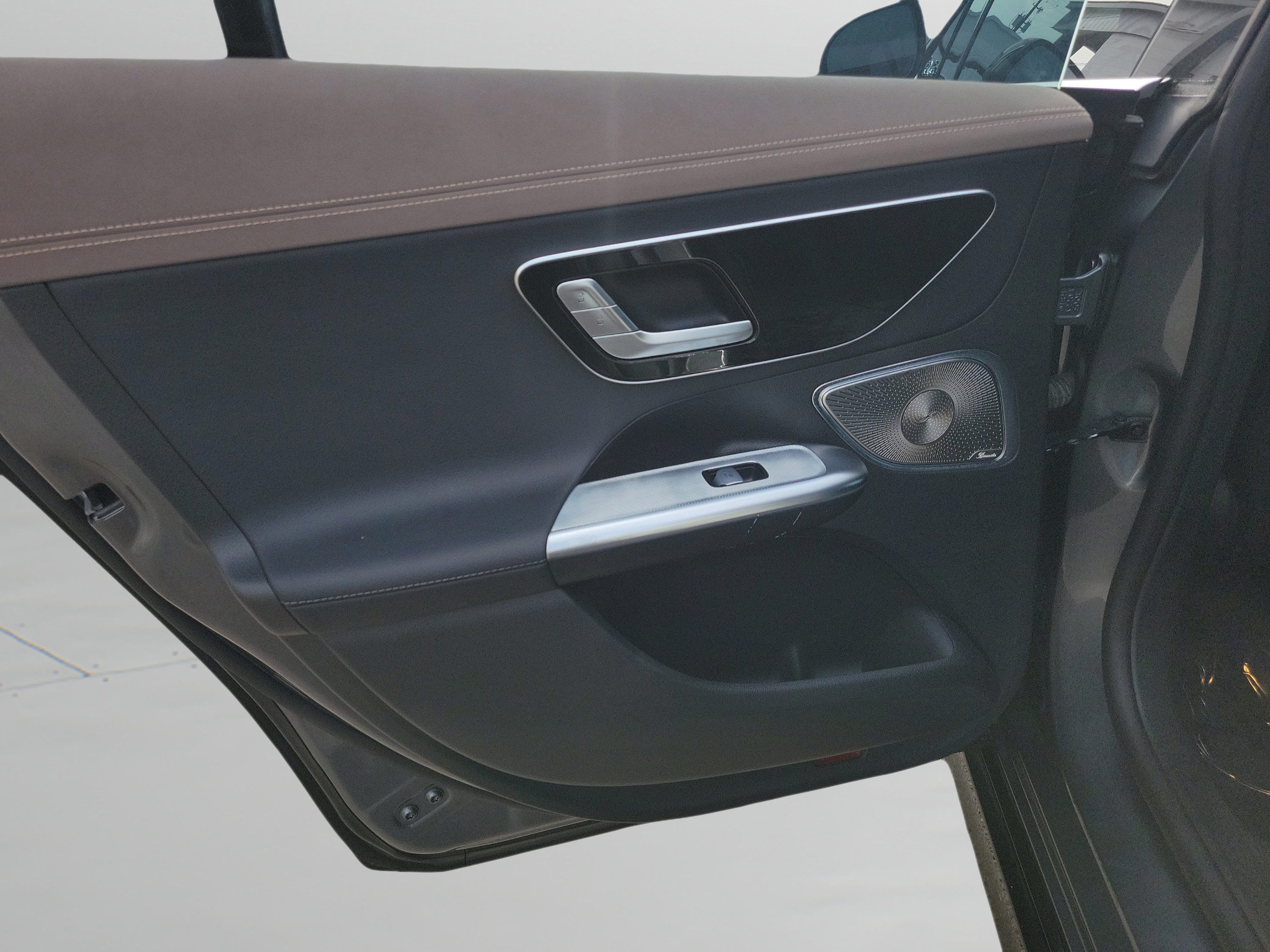 Certified 2023 Mercedes-Benz EQE 500 4MATIC Sedan image 7