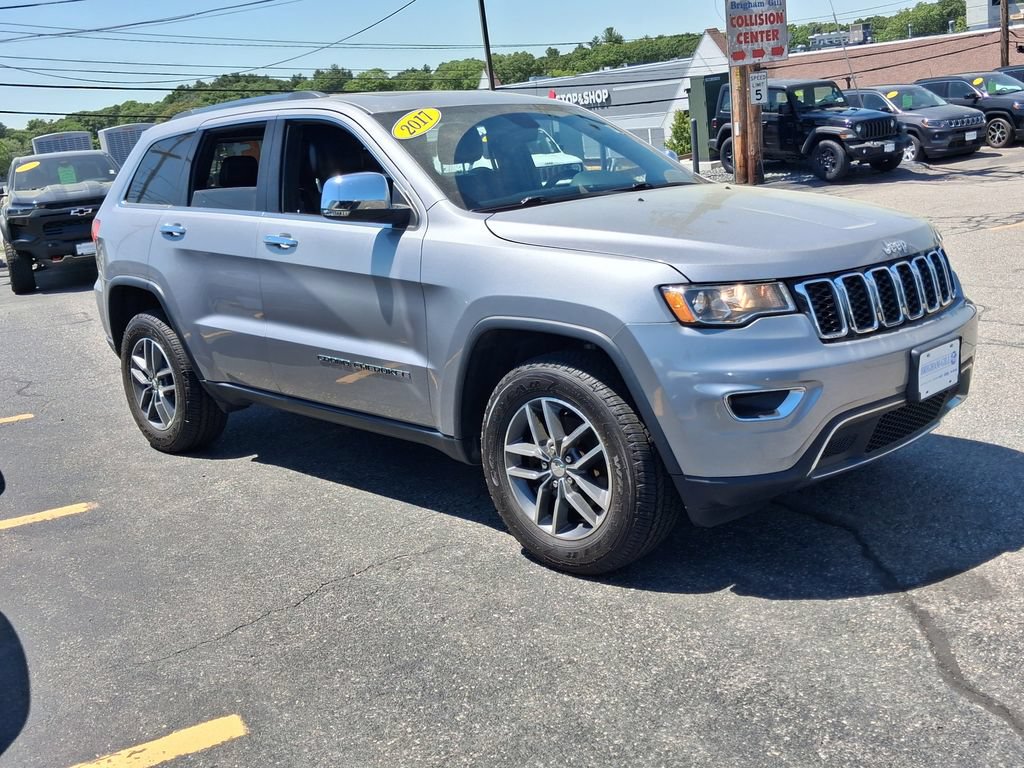 Certified 2017 Jeep Grand Cherokee Limited AWD/4WD image 2
