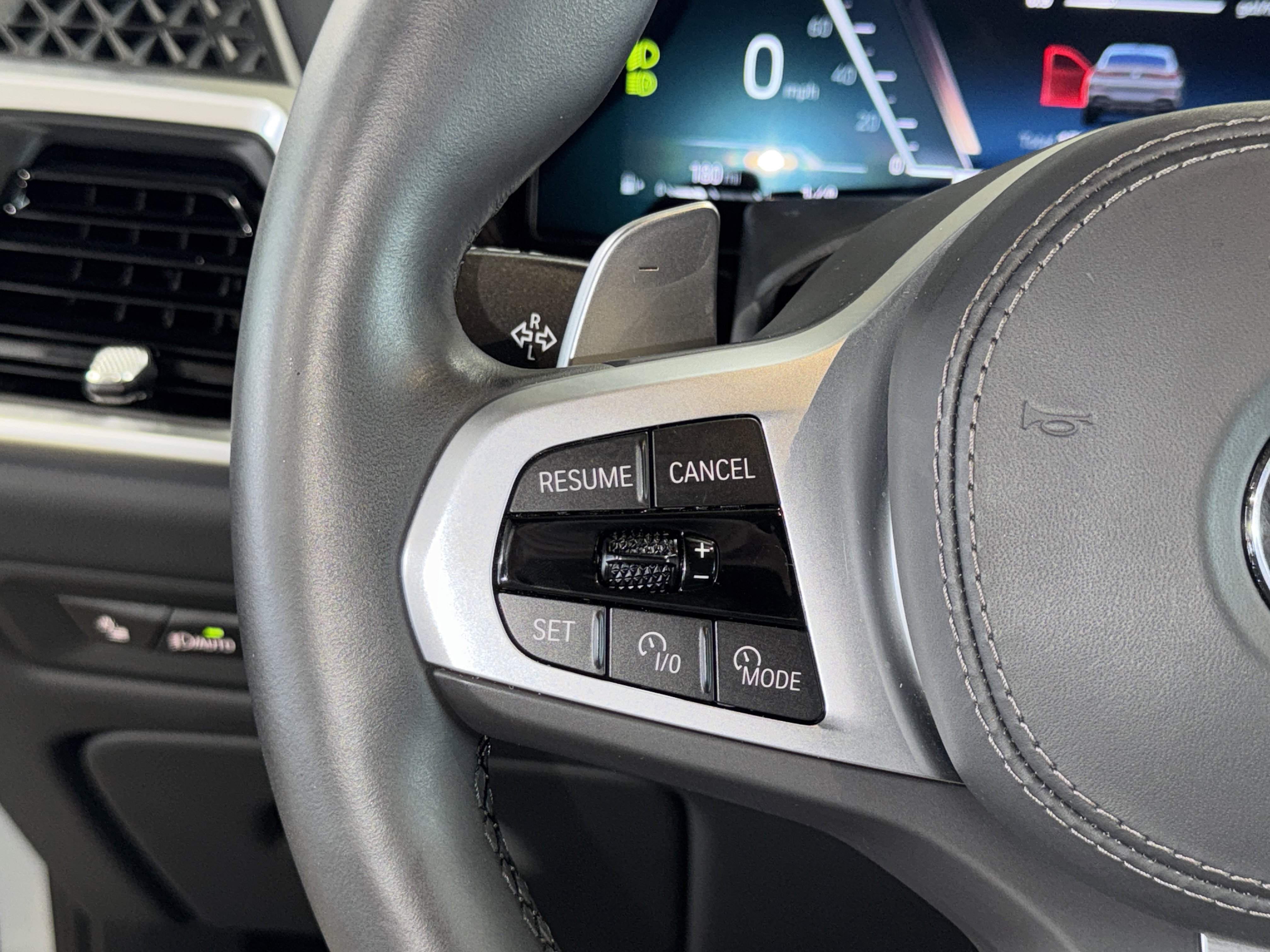 Certified 2025 BMW X6 xDrive40i image 22