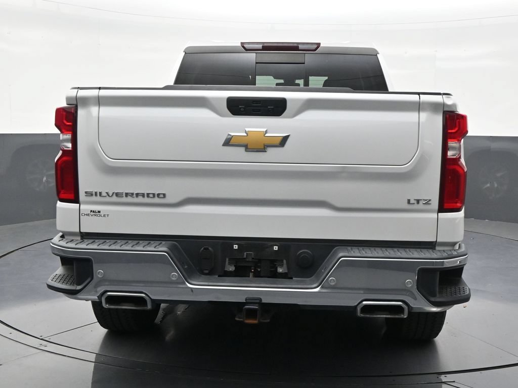 Used 2021 Chevrolet Silverado 1500 LTZ AWD/4WD image 4