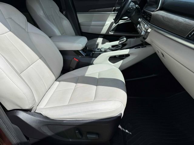 Used 2022 Kia Telluride EX w/ Towing Package FWD image 19