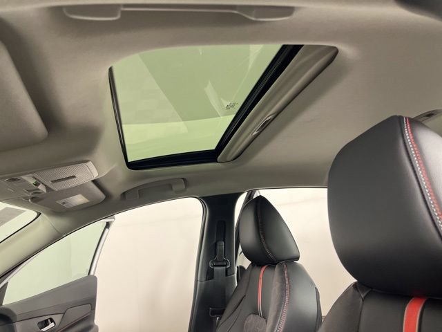 New 2026 Nissan Sentra SR w/ SR Premium Package FWD image 33