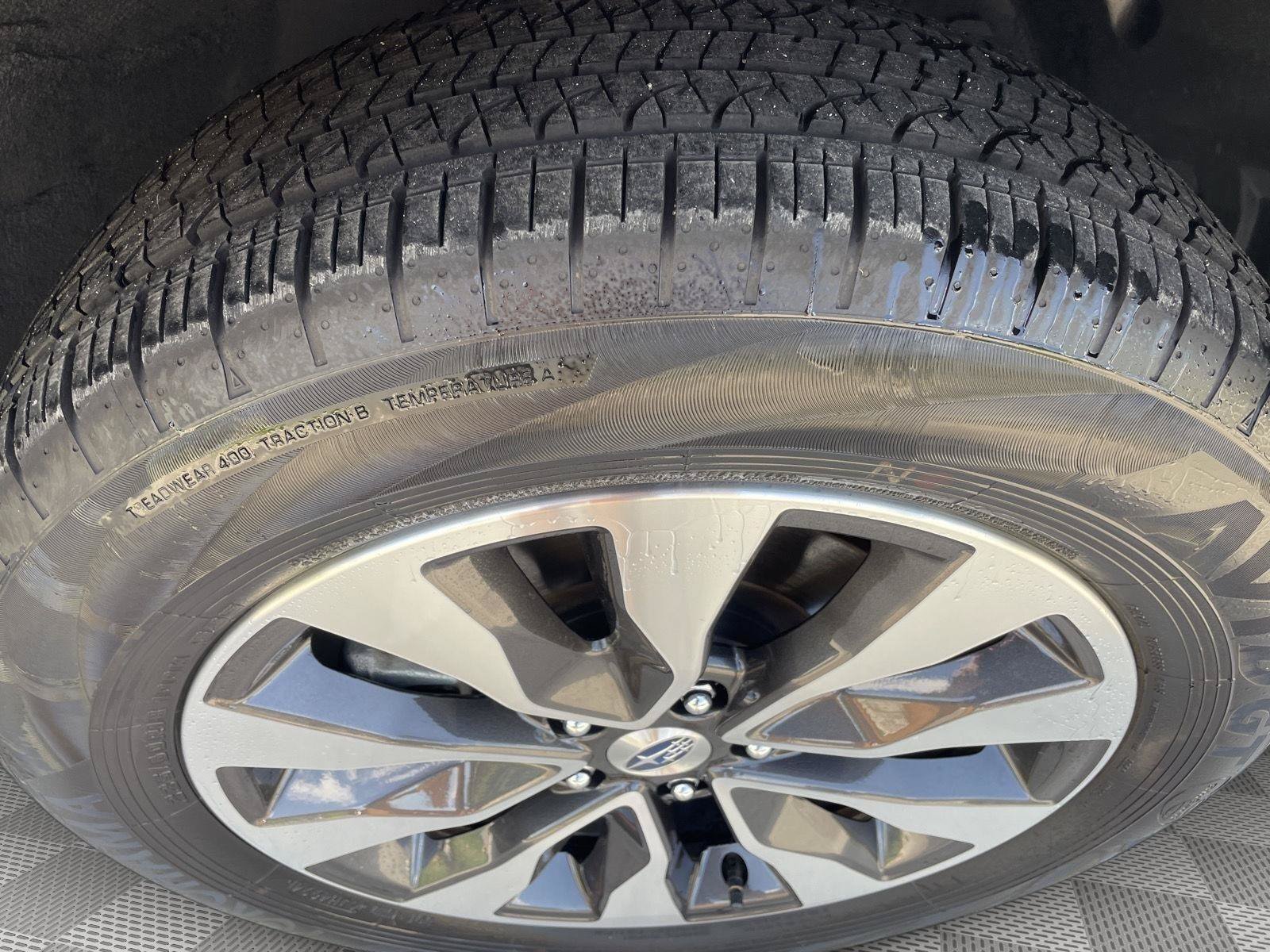 Certified 2025 Subaru Outback Touring XT AWD/4WD image 8