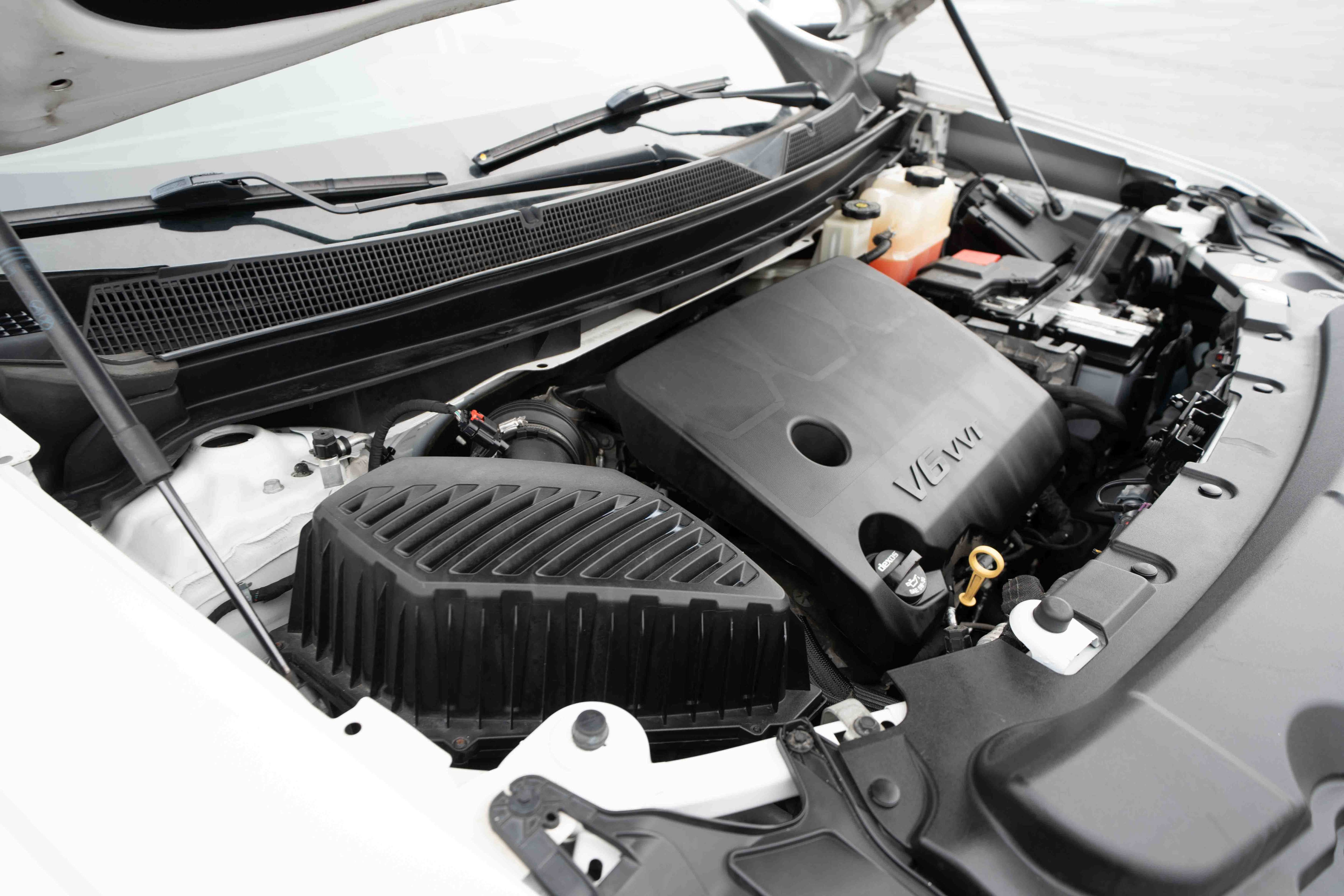 Used 2018 Chevrolet Traverse LT image 33