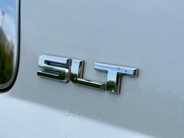 Used 2017 GMC Yukon XL SLT w/ Open Road Package AWD/4WD image 15