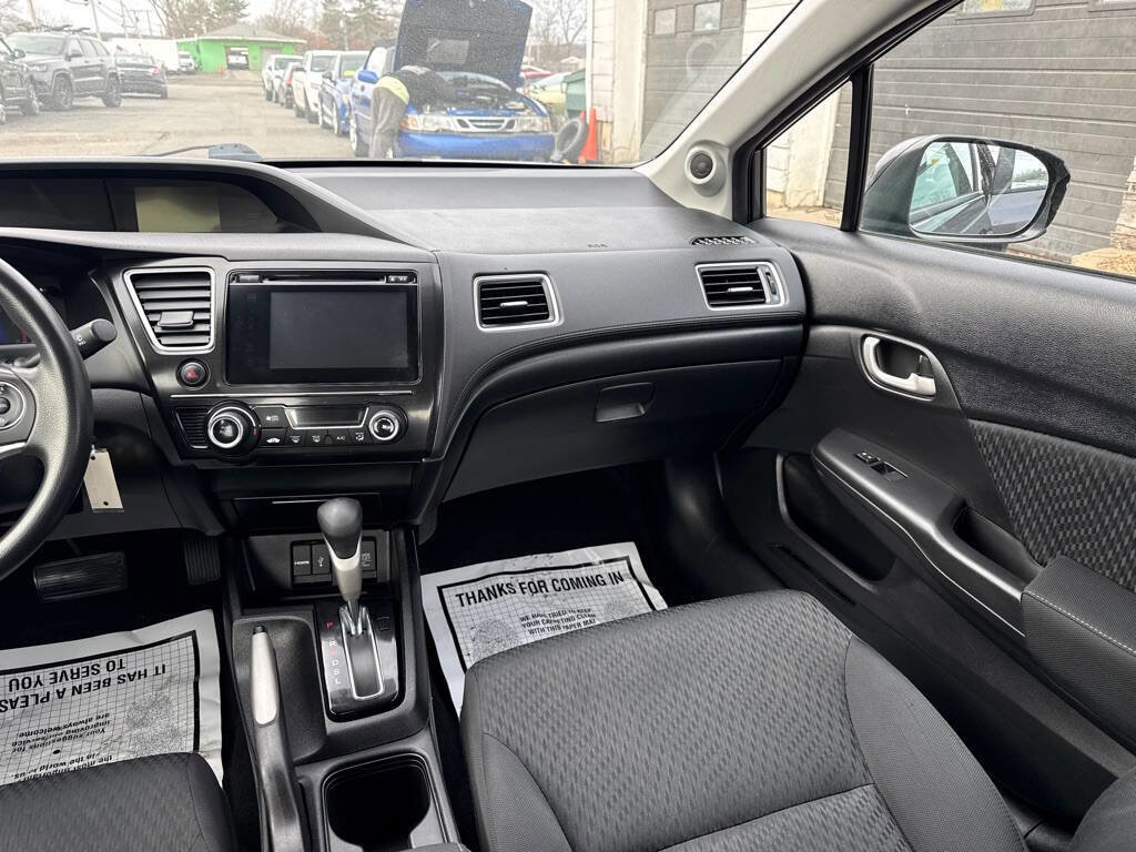 Used 2015 Honda Civic SE image 17