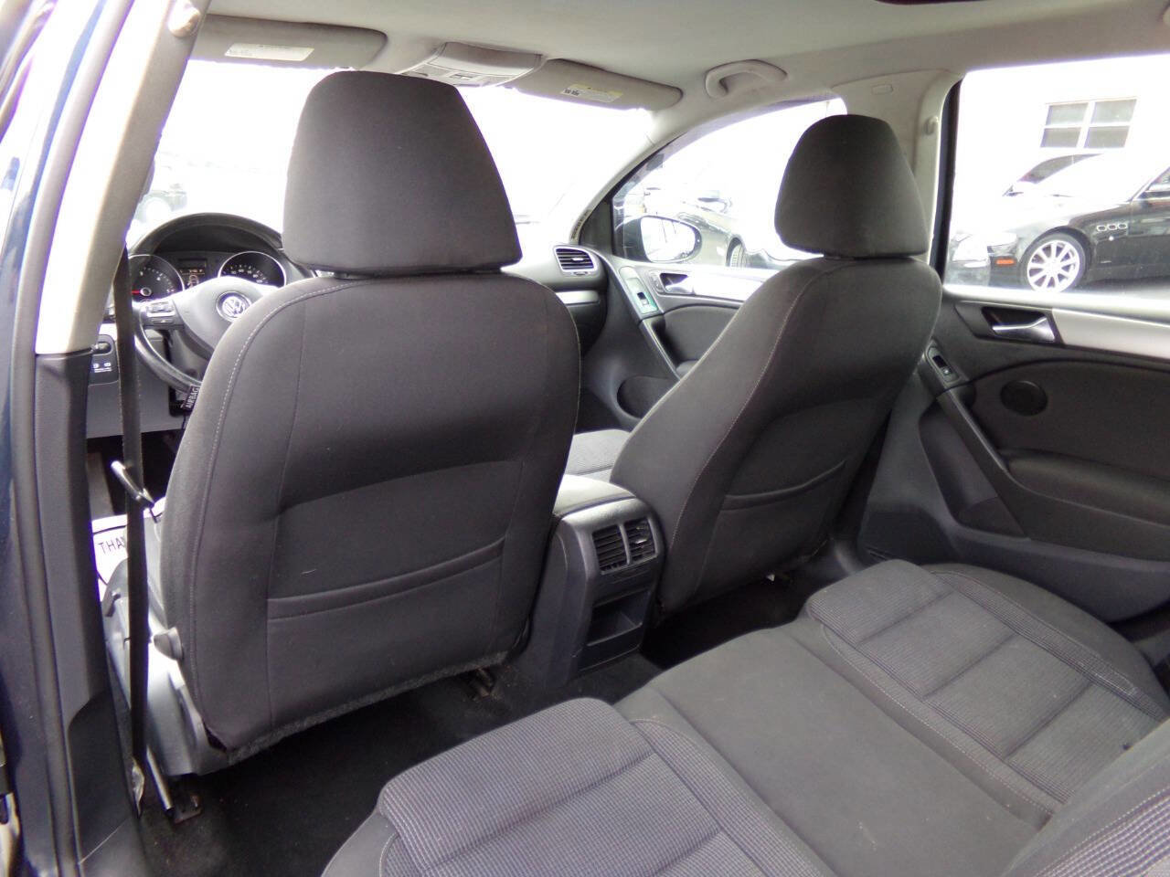 Used 2013 Volkswagen Golf TDI image 14