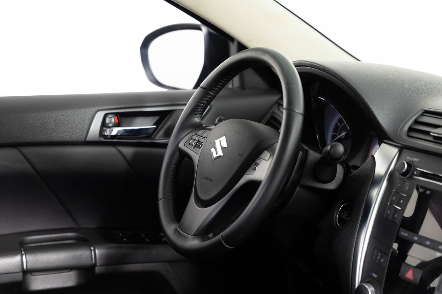 Used 2010 Suzuki Kizashi SLS AWD/4WD image 24