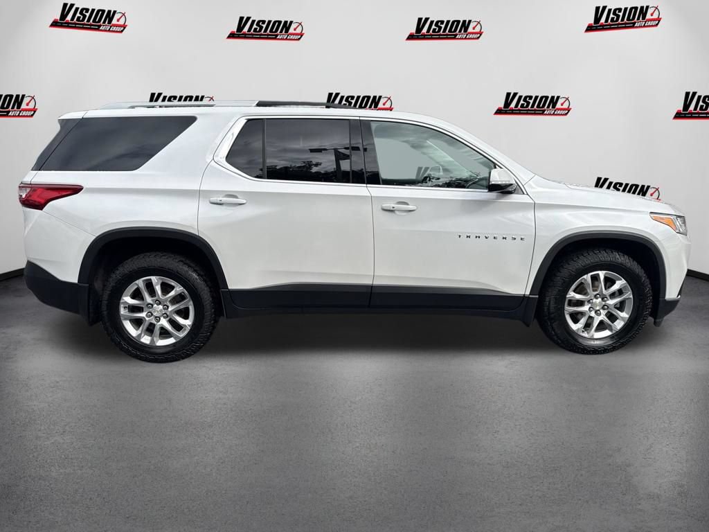 Used 2018 Chevrolet Traverse LT w/ LPO, Floor Liner Package AWD/4WD image 4
