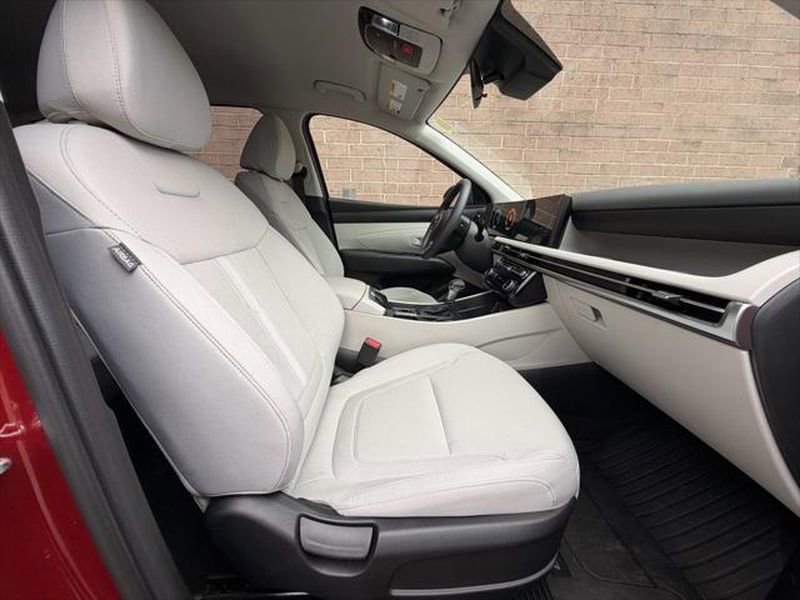 New 2025 Hyundai Tucson SEL FWD image 24