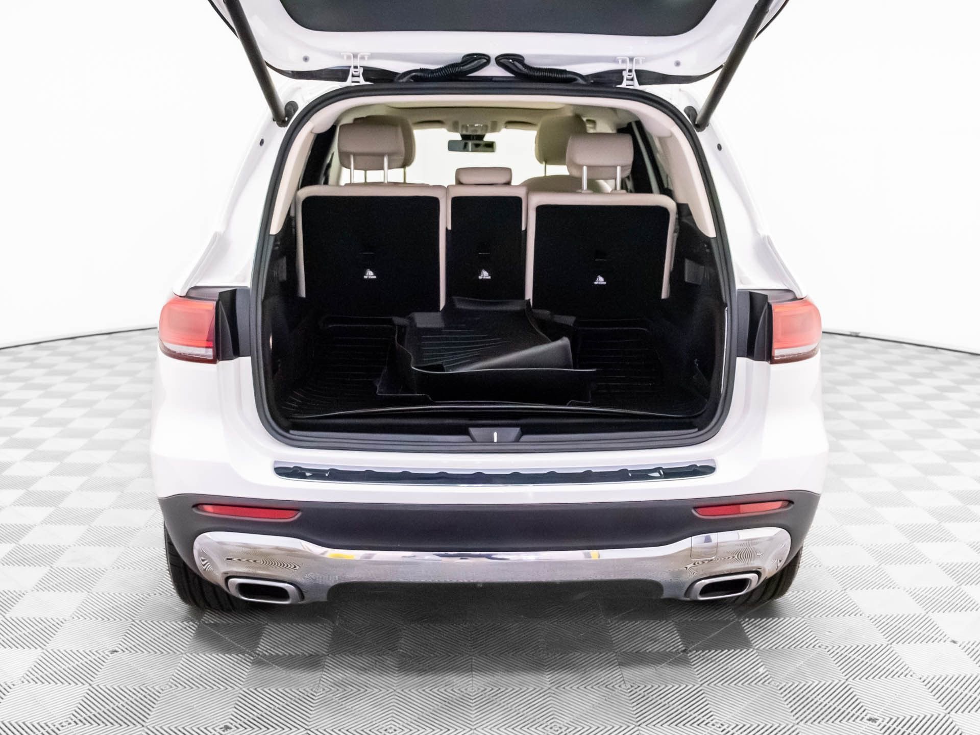 Used 2020 Mercedes-Benz GLB 250 4MATIC image 34