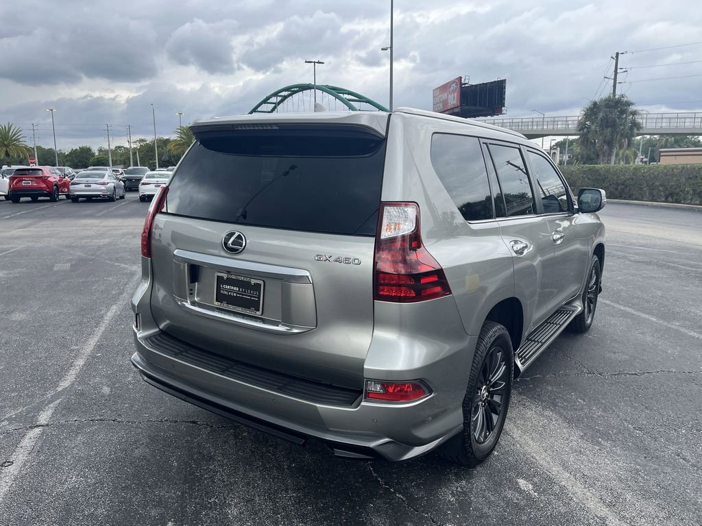 Used 2021 Lexus GX 460 Premium w/ Accessory Package image 11
