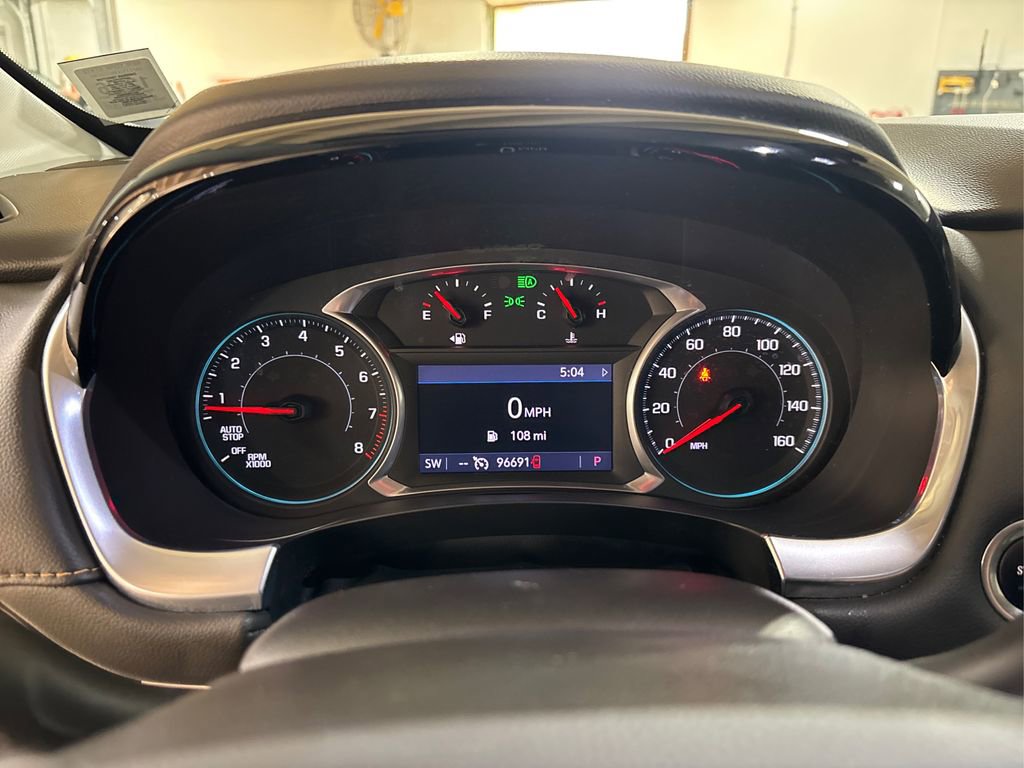 Used 2021 Chevrolet Traverse LT image 22