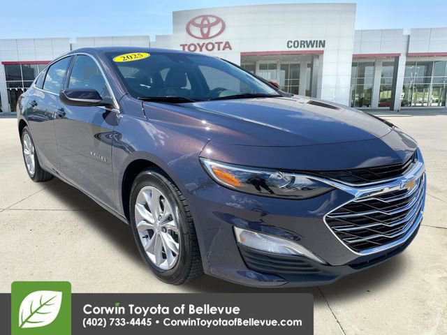 Used 2025 Chevrolet Malibu LT FWD image 1