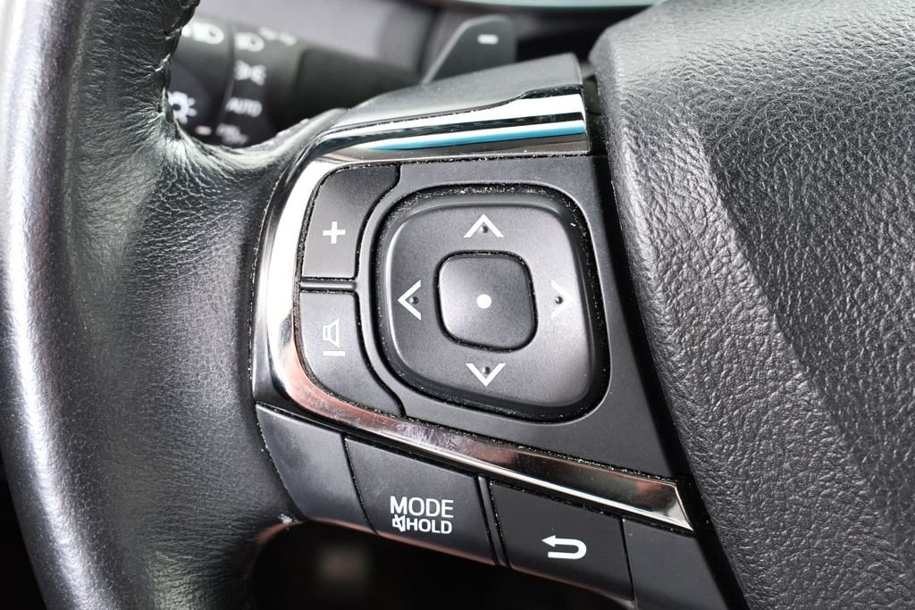 Used 2016 Toyota Avalon XLE FWD image 30