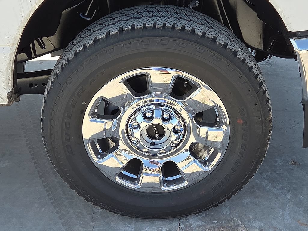 New 2026 Ford F350 King Ranch w/ Chrome Package AWD/4WD image 11