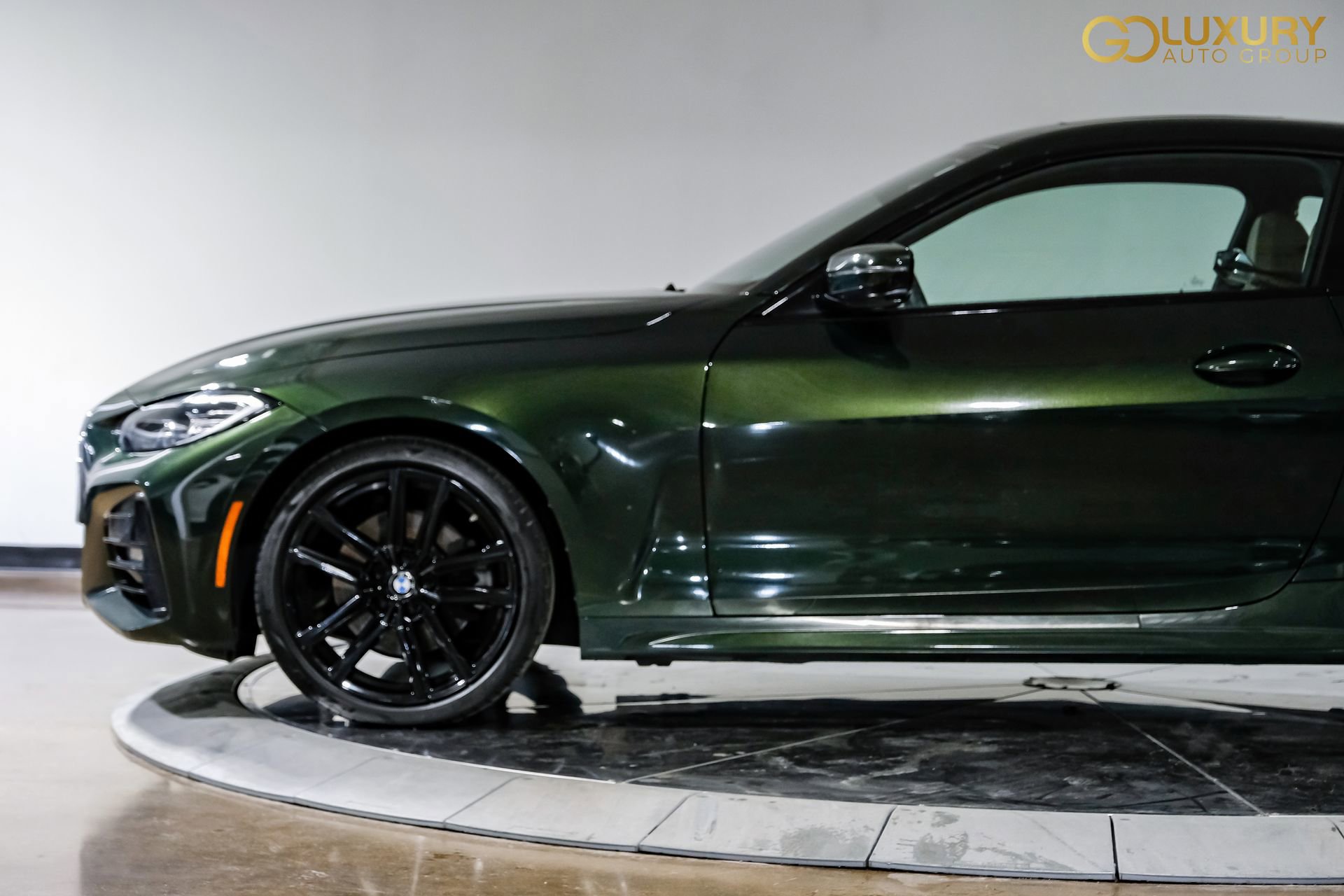 Used 2024 BMW 430i xDrive Coupe w/ M Sport Package AWD/4WD image 13