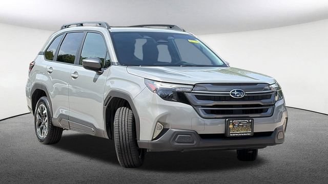 Certified 2025 Subaru Forester Premium AWD/4WD image 3