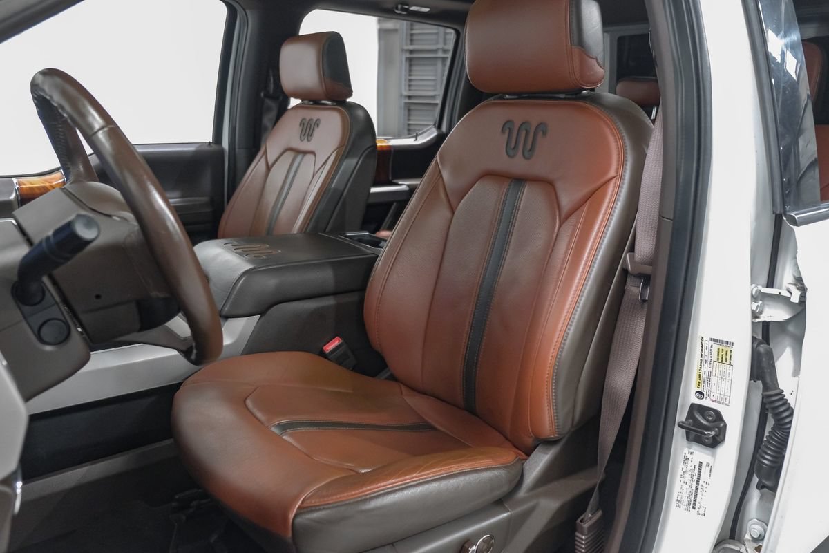 Used 2020 Ford F350 King Ranch w/ King Ranch Ultimate Package AWD/4WD image 32