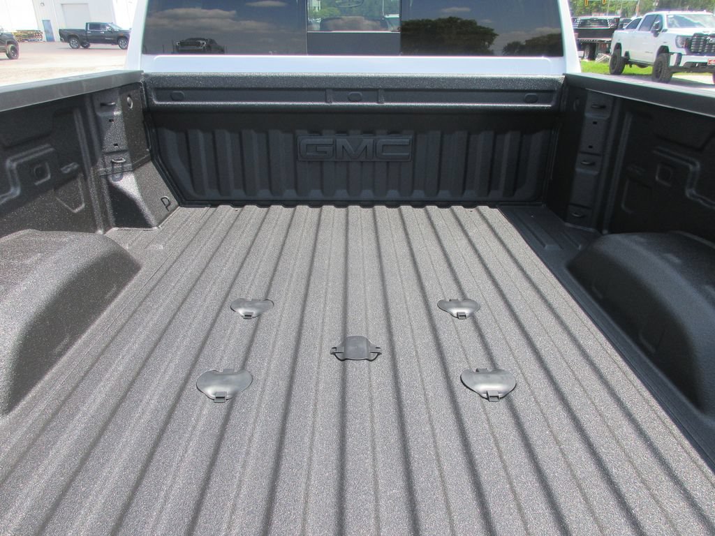 New 2026 GMC Sierra 2500 AT4 w/ AT4 Premium Plus Package AWD/4WD image 7