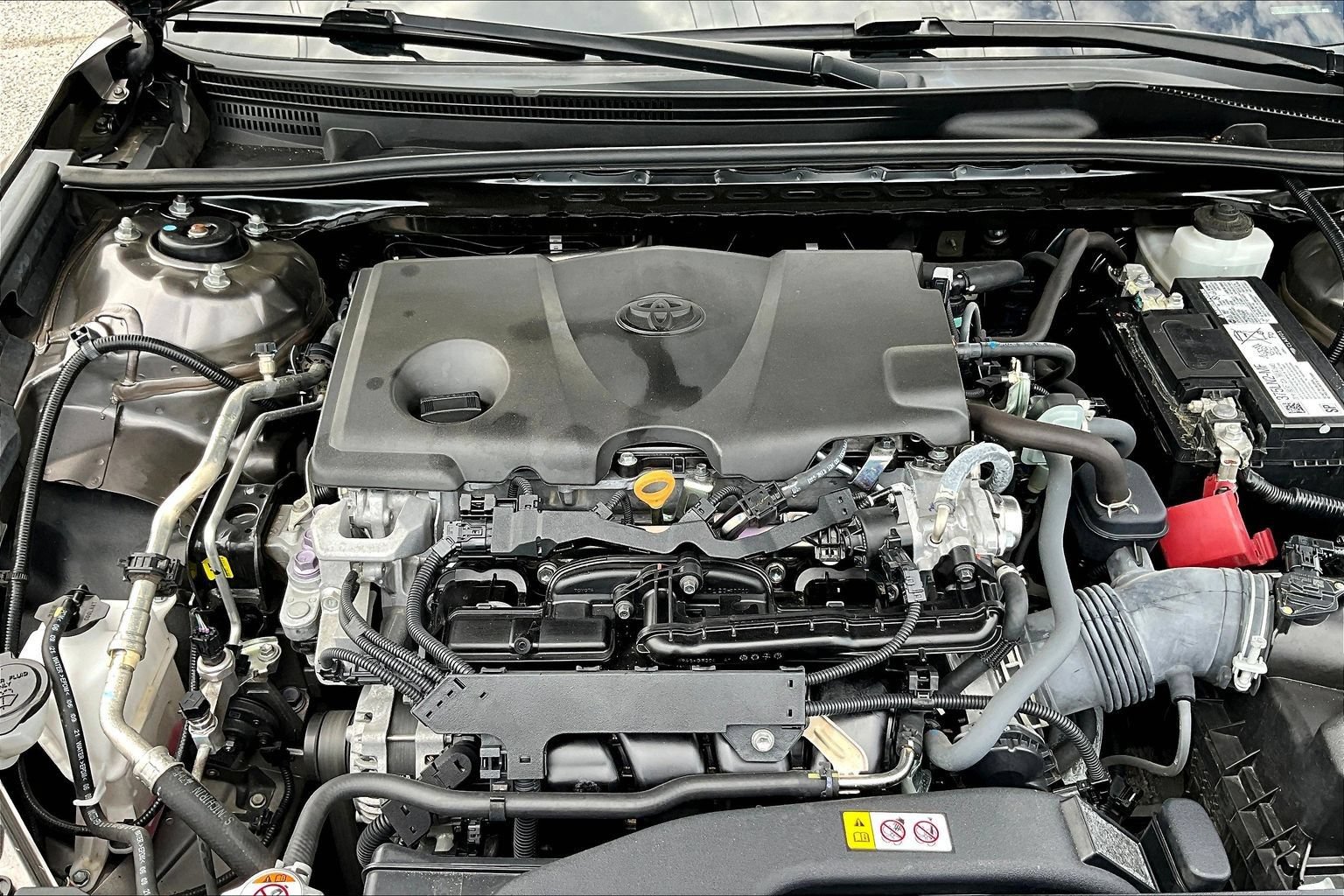 Used 2022 Toyota Camry SE FWD image 28