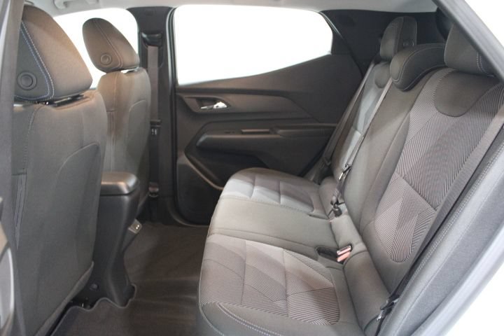 New 2027 Chevrolet Bolt LT w/ Comfort Package FWD image 20