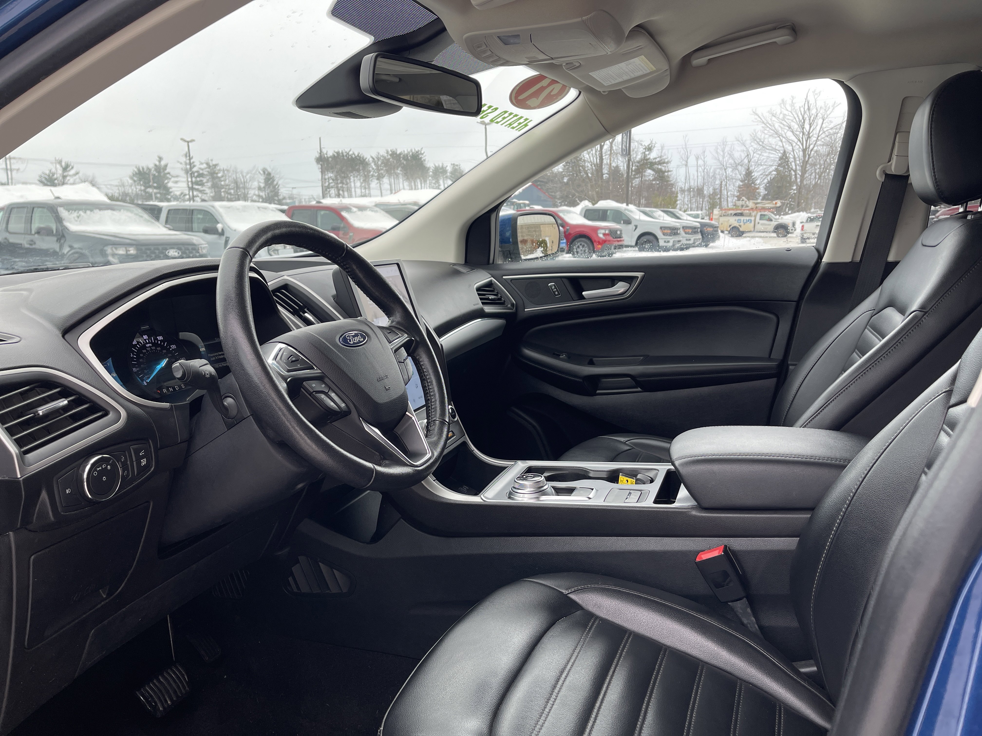 Used 2021 Ford Edge SEL w/ Convenience Package image 11