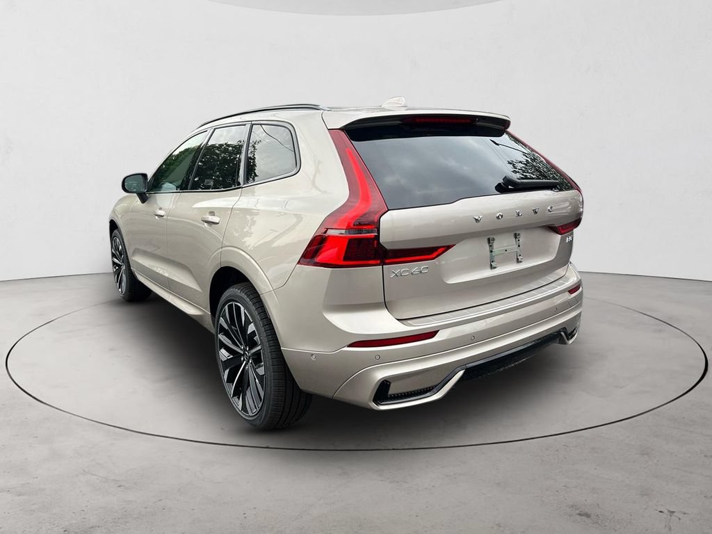 New 2027 Volvo XC60 B5 Ultra AWD/4WD image 3