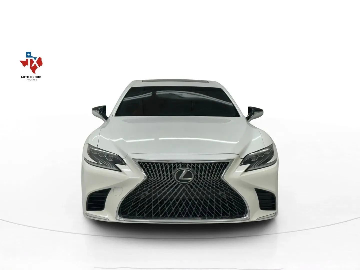 Used 2018 Lexus LS 500 w/ Accessory Package (Z2) image 4