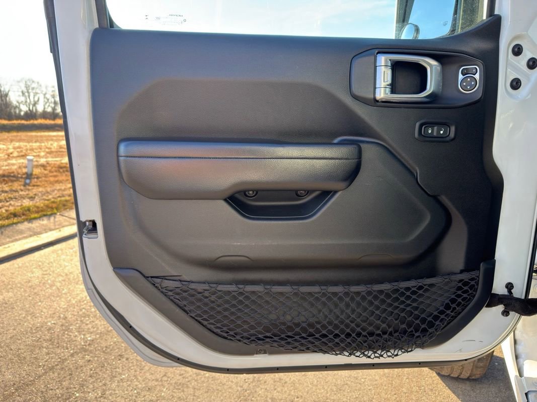 Used 2020 Jeep Gladiator Sport w/ Quick Order Package 24S image 12