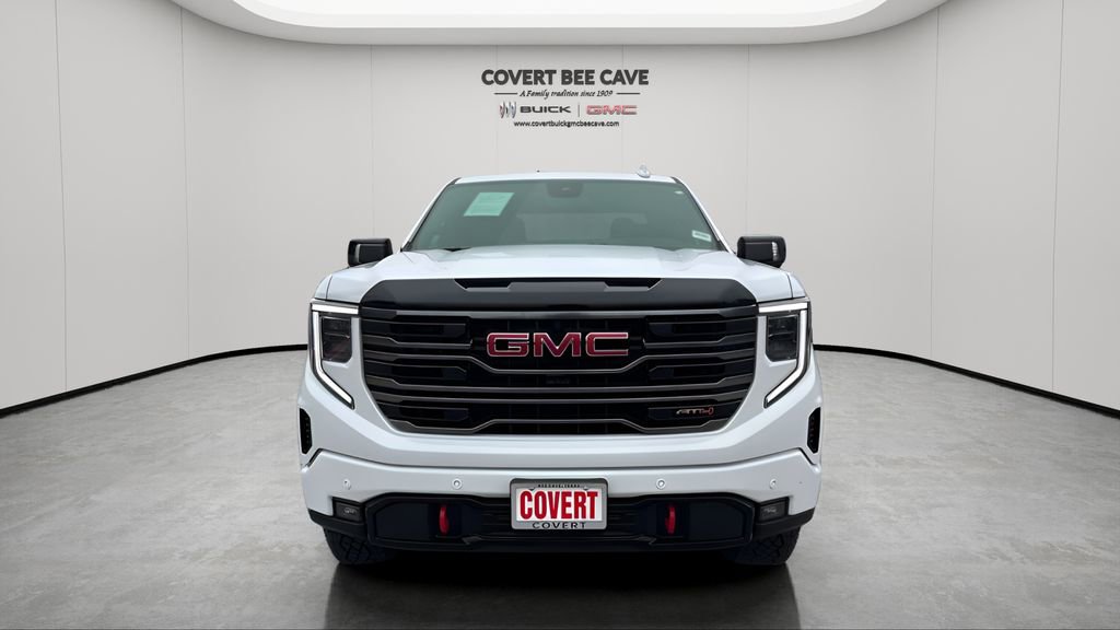 Used 2025 GMC Sierra 1500 AT4 image 2