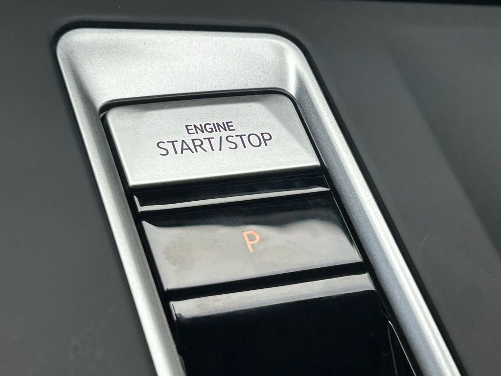 New 2026 Volkswagen Atlas Cross Sport SE image 58