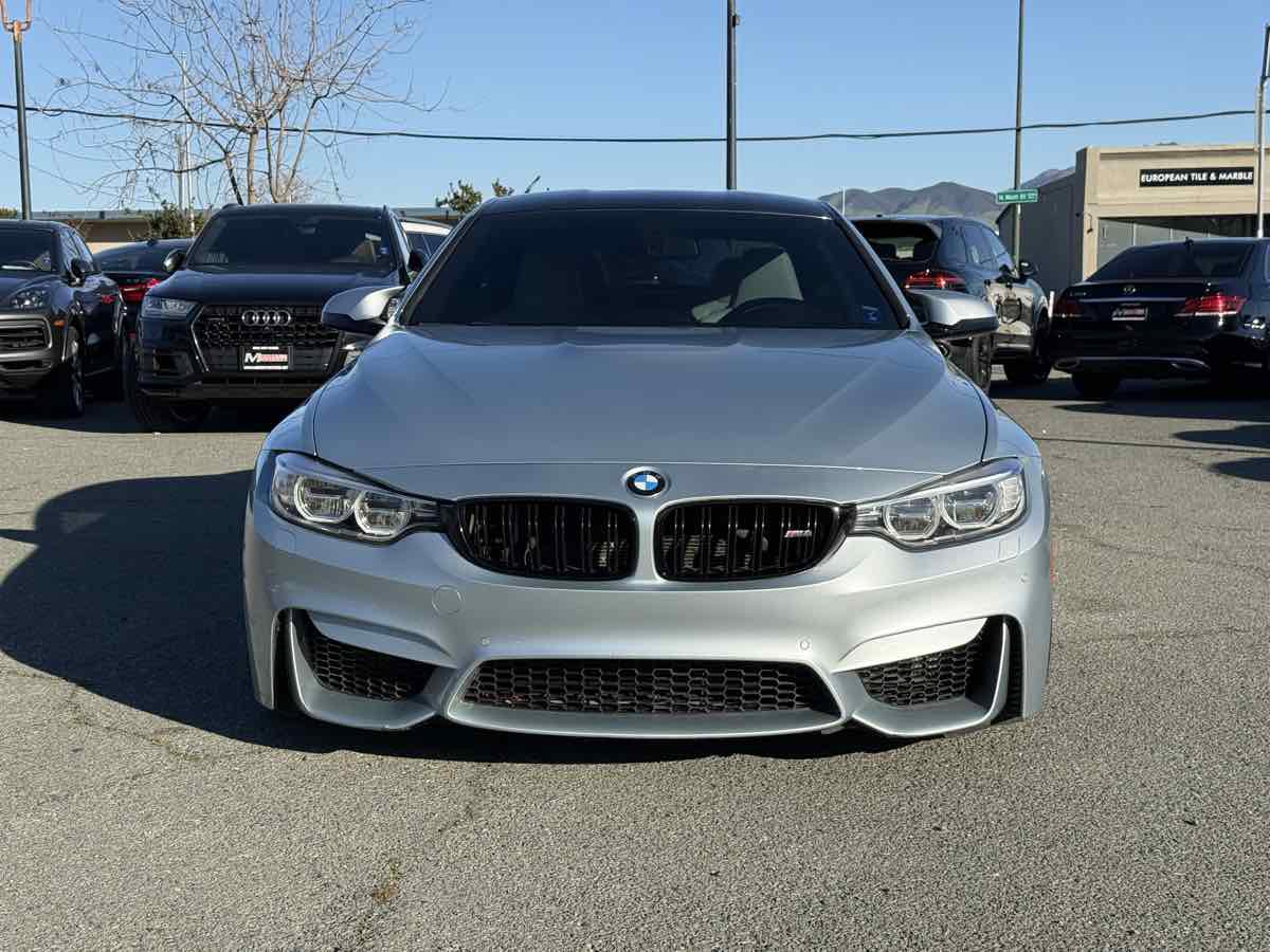 Used 2017 BMW M4 Coupe image 2