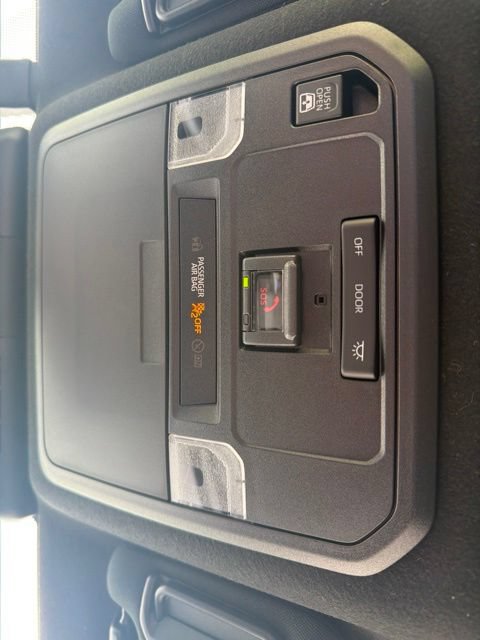 Used 2026 Toyota 4Runner SR5 AWD/4WD image 37