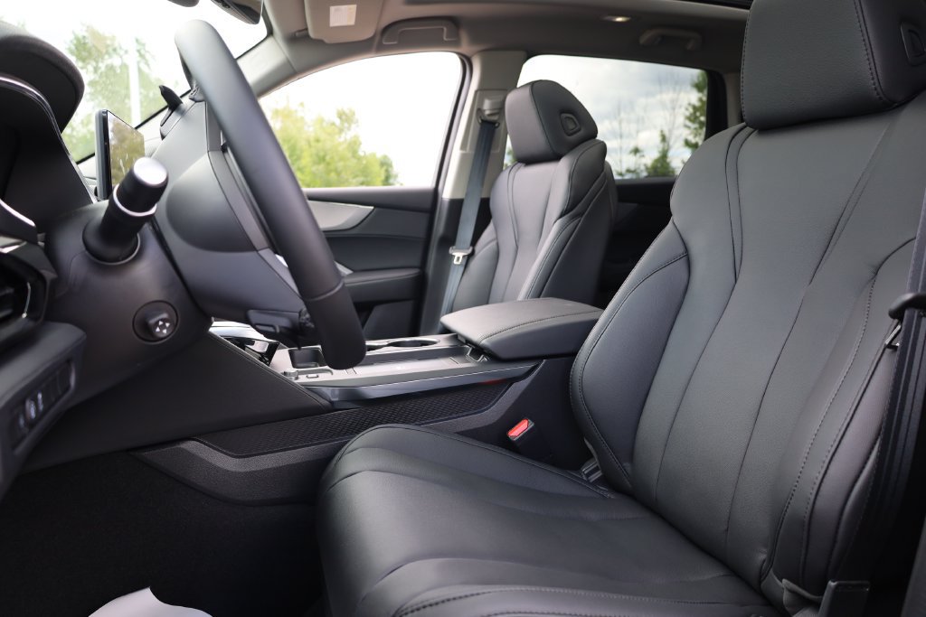 New 2026 Acura MDX SH-AWD image 12