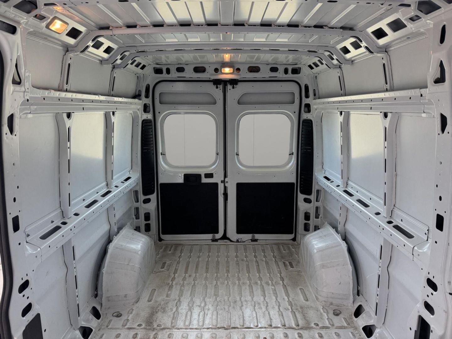 Used 2025 RAM ProMaster 2500 FWD image 20
