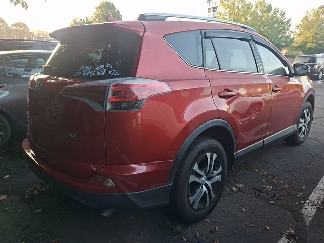 Used 2016 Toyota RAV4 LE FWD image 7