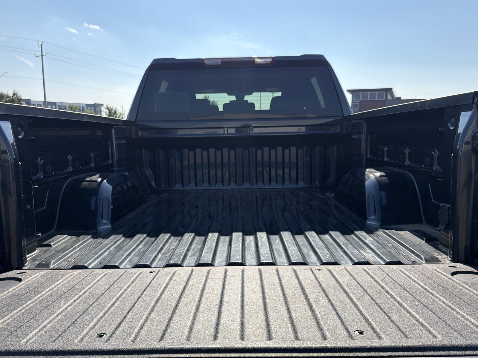 Used 2021 Chevrolet Silverado 1500 Custom w/ Safety Confidence Package AWD/4WD image 18