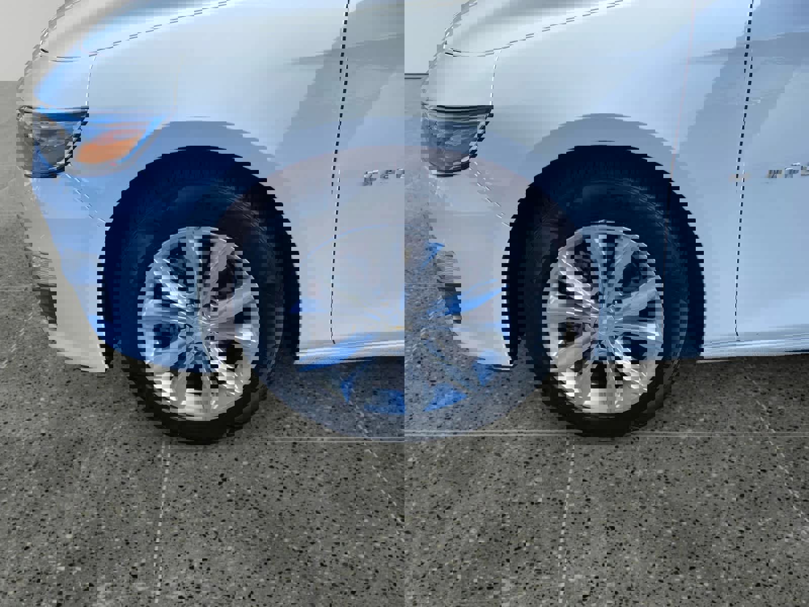 Used 2023 Chevrolet Malibu LT image 14