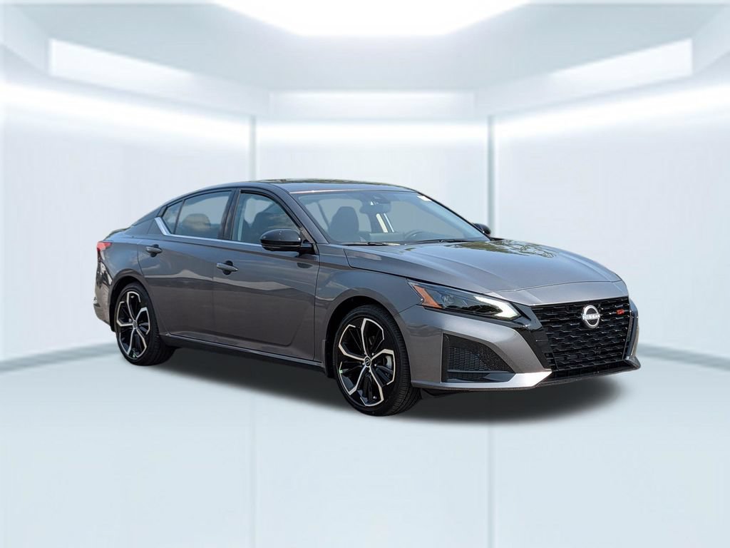 New 2026 Nissan Altima 2.5 SR w/ SR Premium Package FWD image 9