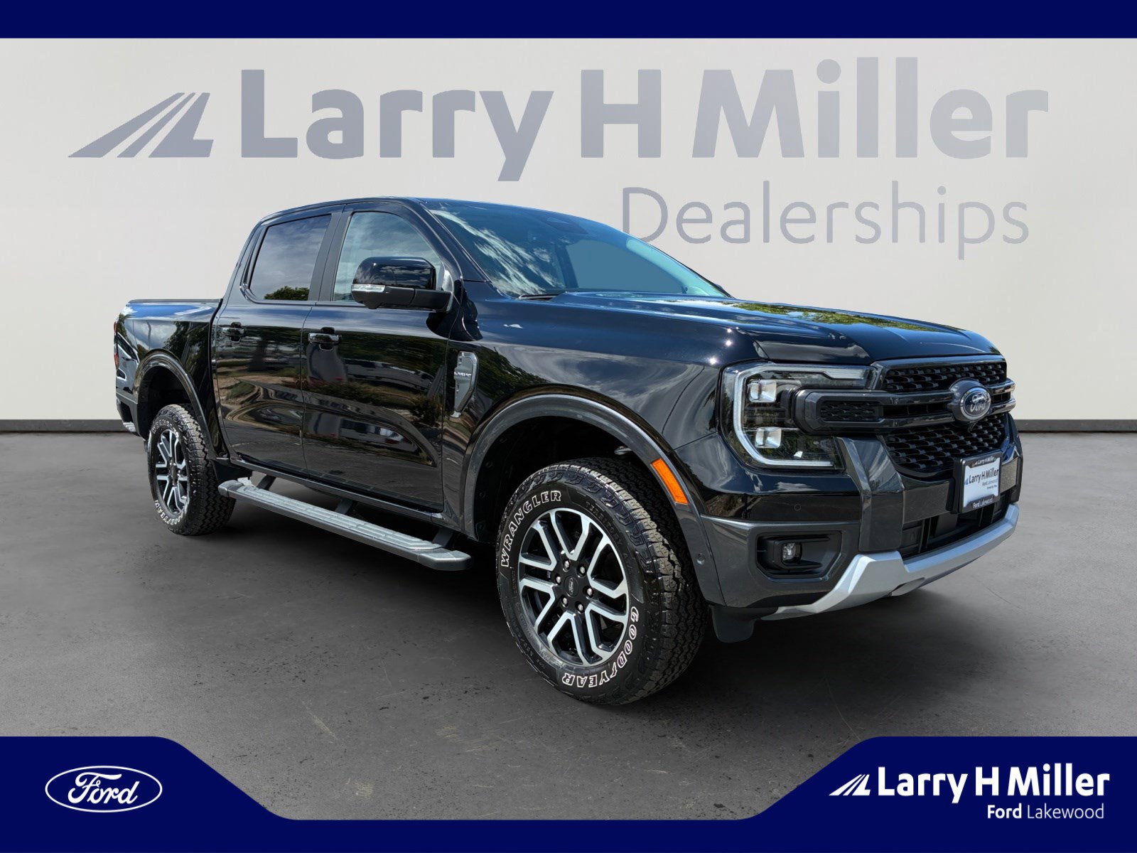 Used 2024 Ford Ranger Lariat w/ FX4 Off-Road Package AWD/4WD image 7