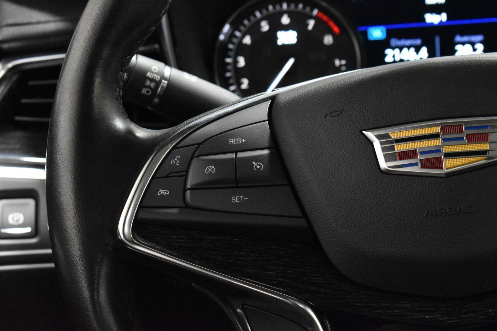 Used 2021 Cadillac XT5 Premium Luxury image 8