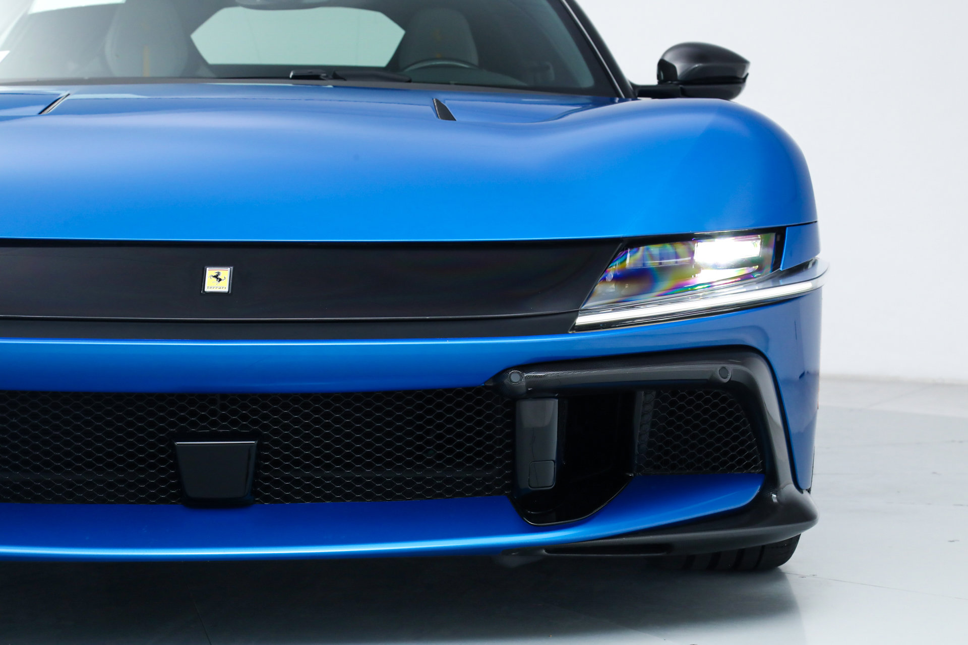 Certified 2025 Ferrari 12Cilindri image 13