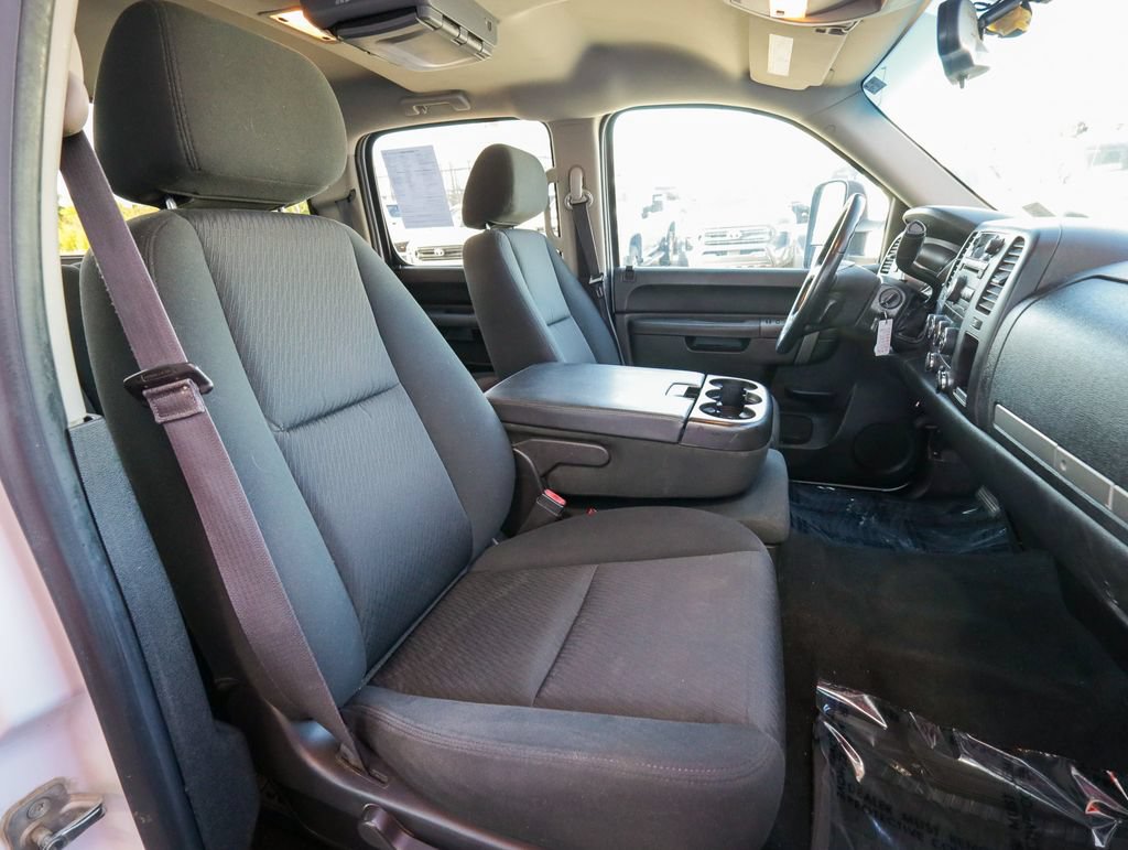 Used 2014 Chevrolet Silverado 2500 LT AWD/4WD image 23